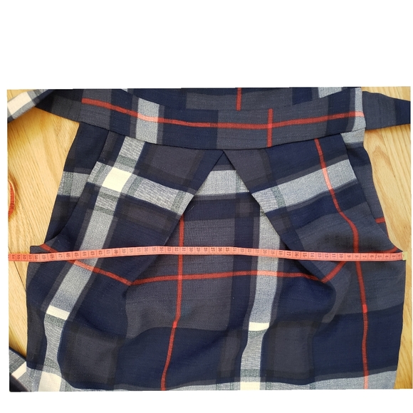 Apricot Dress - Picture 7 of 7